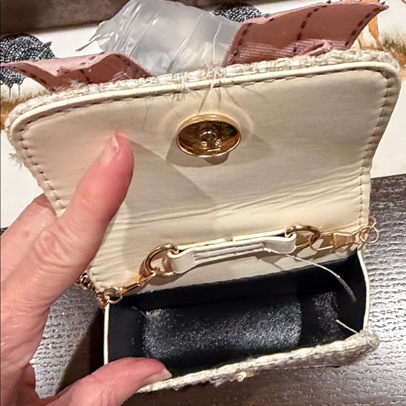 Adorable small Purse for Adult or Child NWOT - Picture 6 of 7